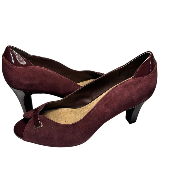 GianiI Bernini Valii Suede Peep Toe Classic Pumps Sz 11 - Picture 1 of 11